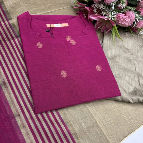 Raw silk kurta set with pant & Dhuppata