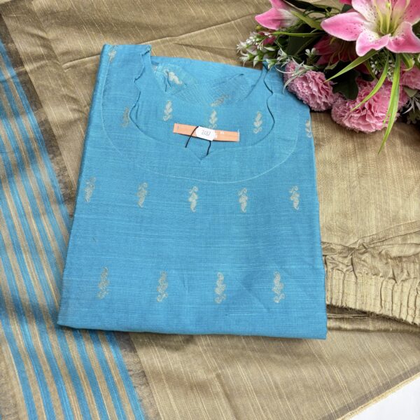 Raw silk kurta set with pant & Dhuppata